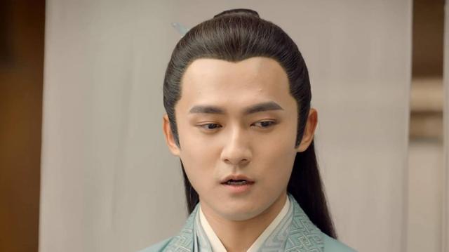掉后险些没认出来他反差感也太强了j9国际国色芳华：戴上眼罩帅气摘(图8)